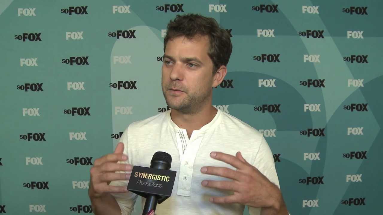 Joshua Jackson - Fringe - Behind the Scenes Stories