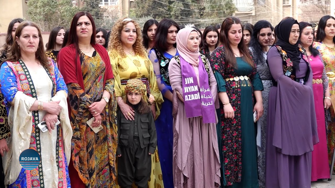 معهد إعداد المعلمين في قامشلو ينظم احتفالية بمناسبة يوم الزي الكردي
