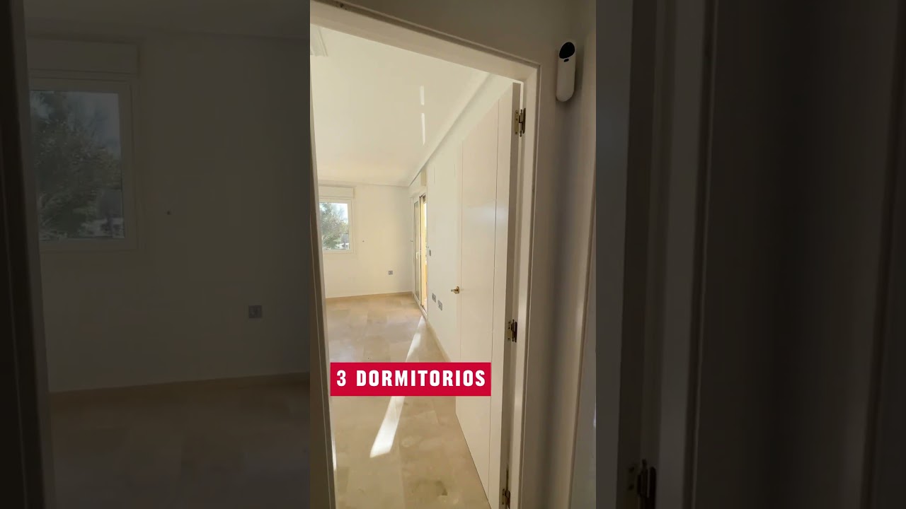 Casa renovada en venta en Guardamar! Con una parcela grande y piscina privada!