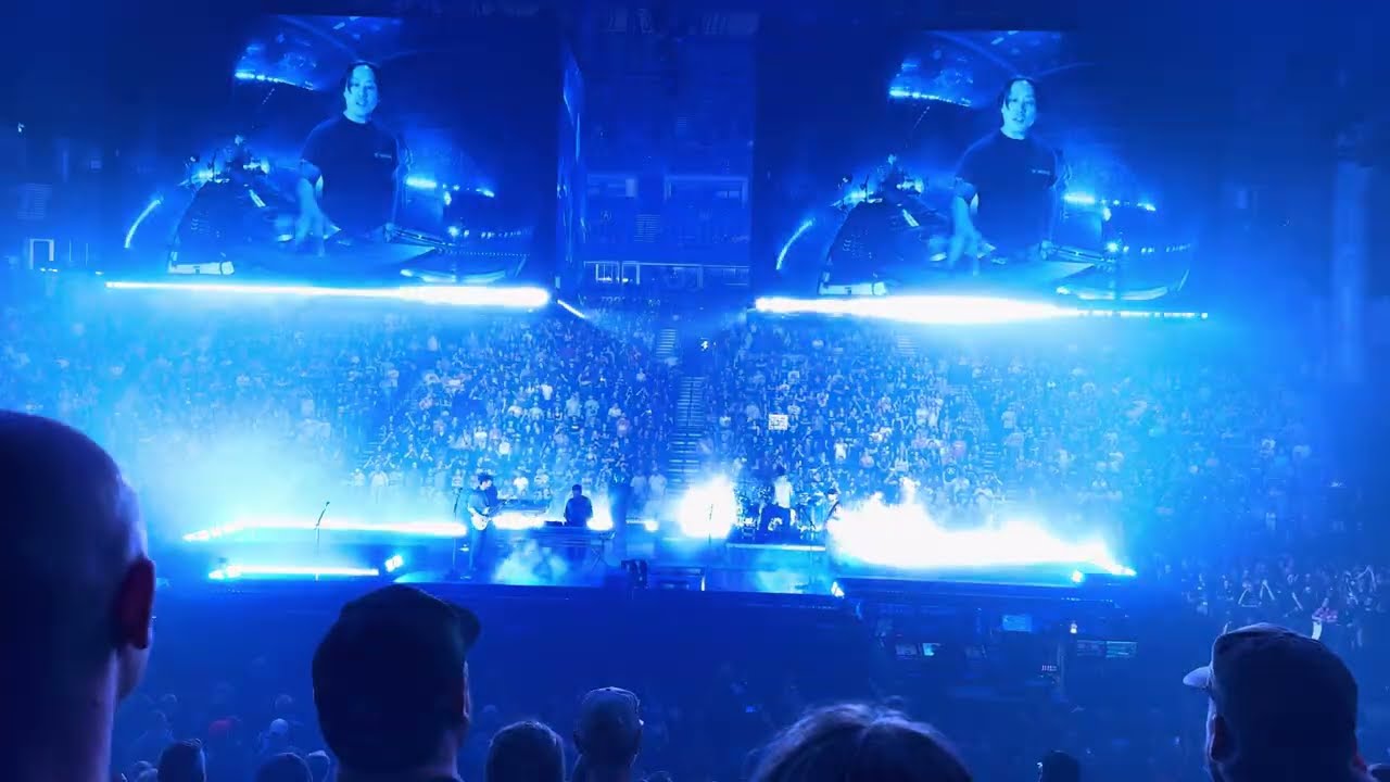 Linkin Park - Numb (With Johnny Cash style intro Nashville, TN 2025)