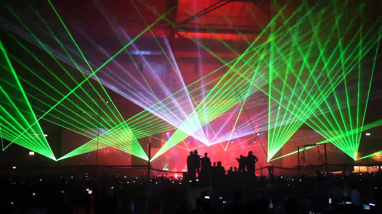 DreamHack Winter 2012: Invigning [1080p]