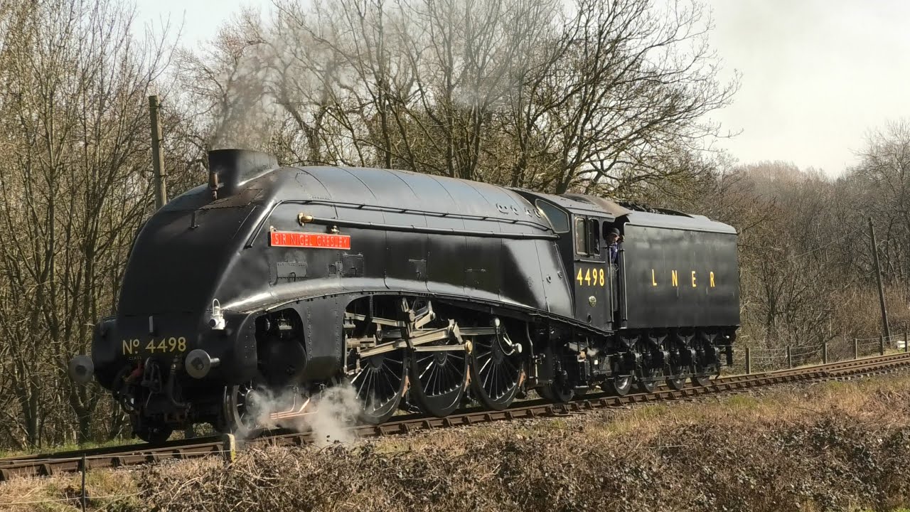 4498/60007 Sir Nigel Gresley Finally Returns To The Rails !