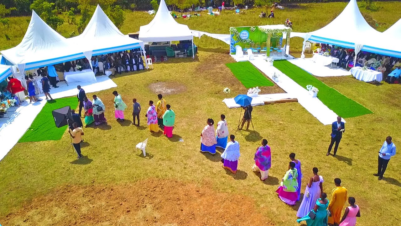 @Bahima Giveaway... How #_Abashwezi Arrived at Molly's Kuhingira As Daphine Sings, 