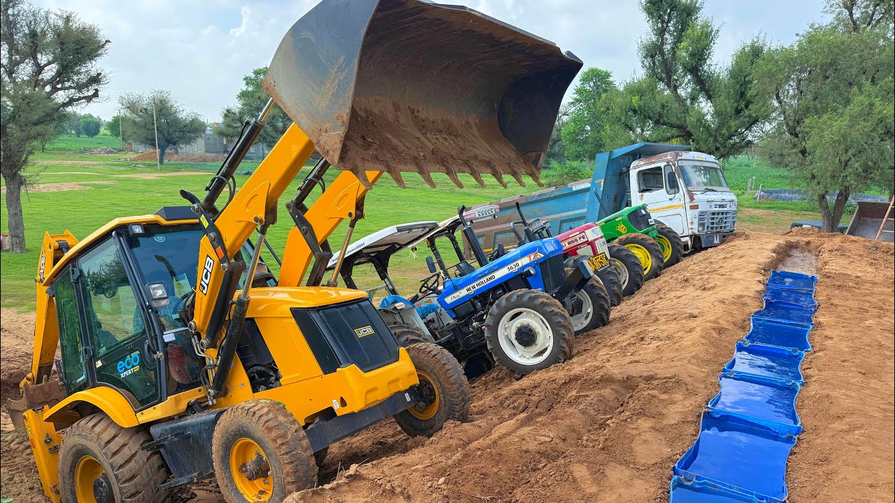 Jcb 3dx loading Mud in TATA Tippers Tractors Swaraj 855F New Holland 3630 4x4 Tractor jcb Thar Truck