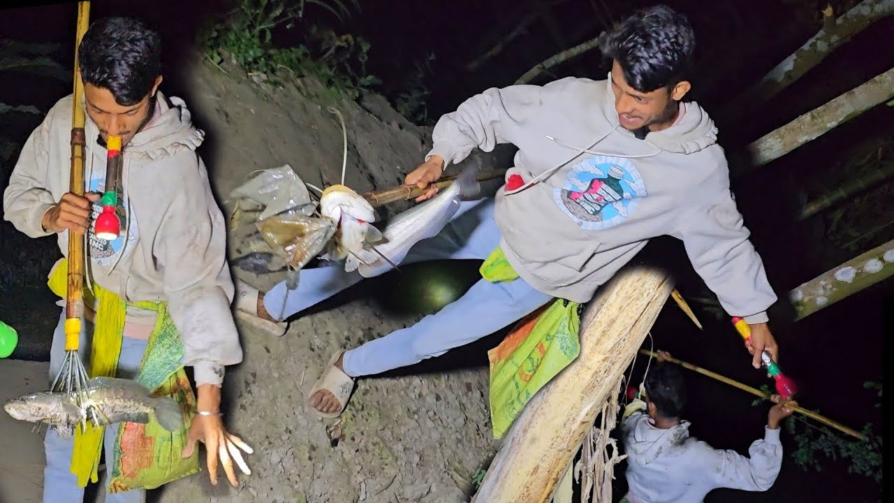 ভৌতিক,বাবার সাথে টেঠা দিয়ে খালে মাছ শিকারে | Traditional fishing | সিজন ০২ | পর্ব ২৭ | Mamun | Megh|