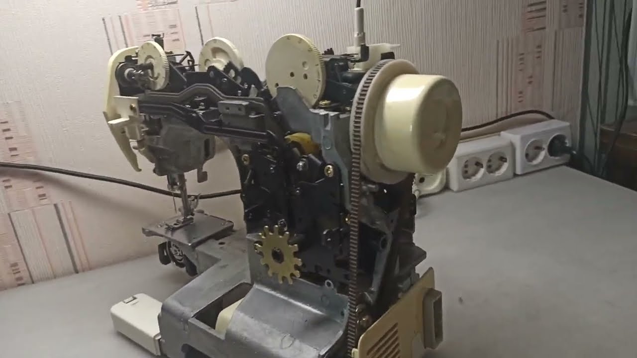 Ремонт машинки Бразер ПС 35. Не работает переключение зигзага.