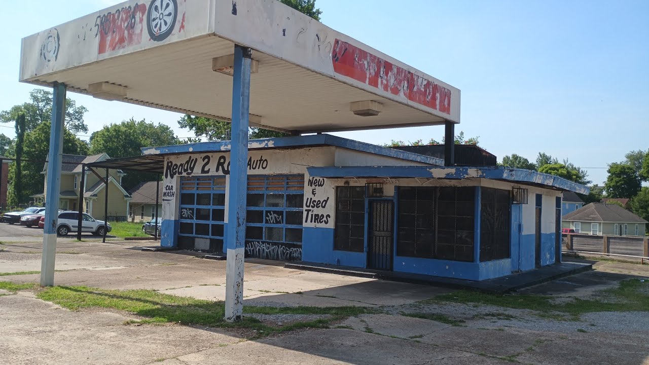 ABANDONED VINTAGE GAS STATION ~ Memphis, Tennessee
