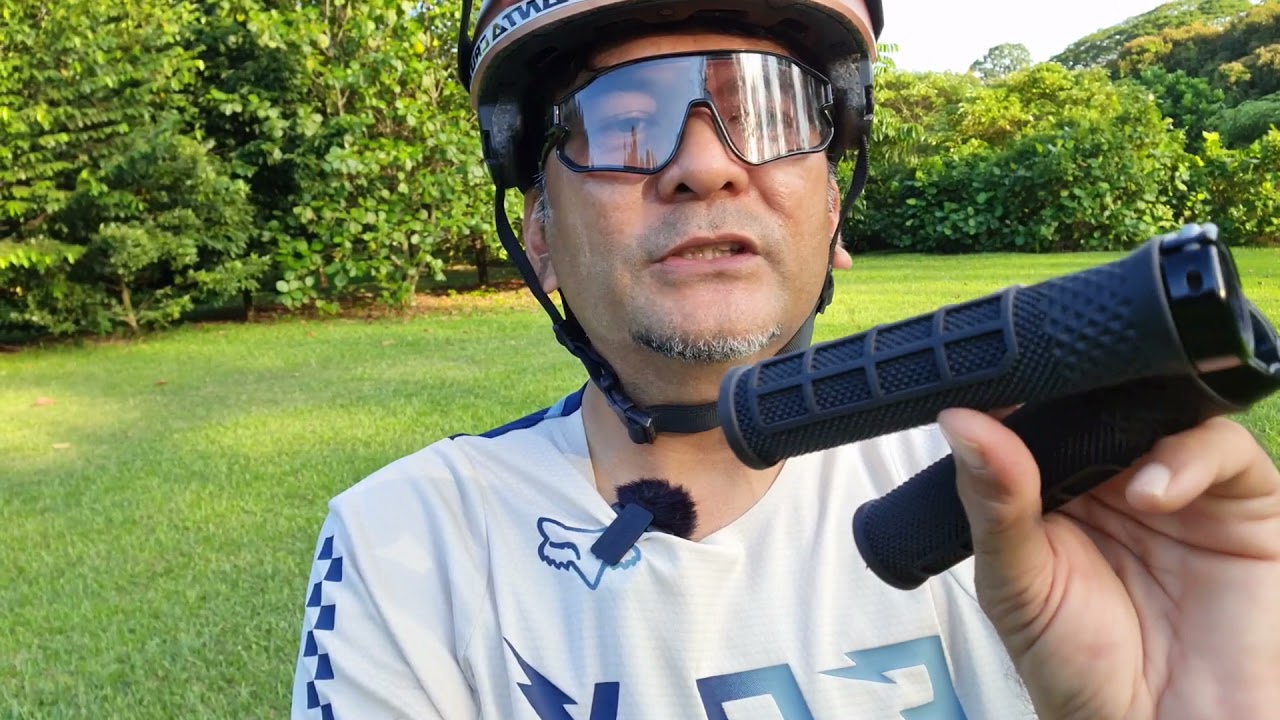 First Impression AMS Berm Black Grips