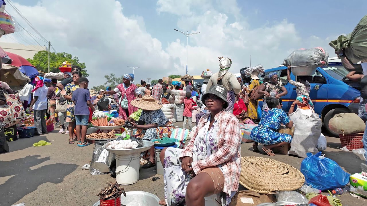 INSIDE LOCAL MARKET IN GHANA ACCRA, AFRICA