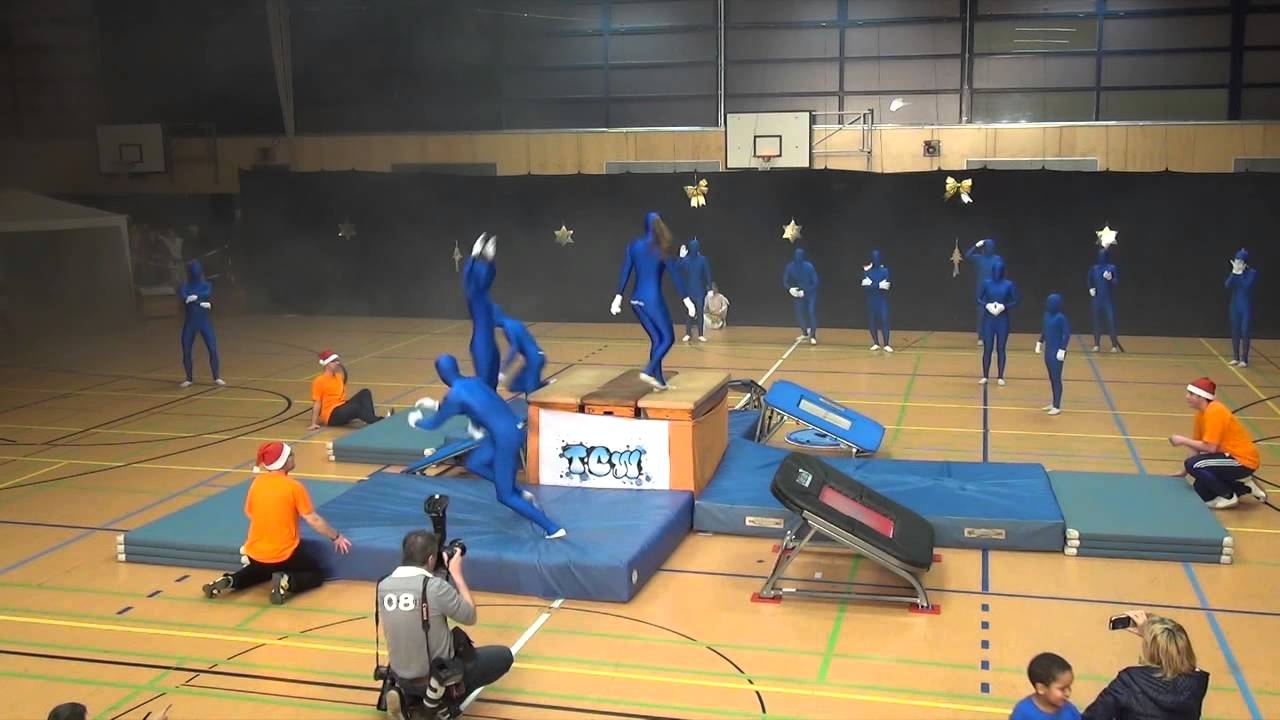 Trampolin-Showteam - Blue 2014
