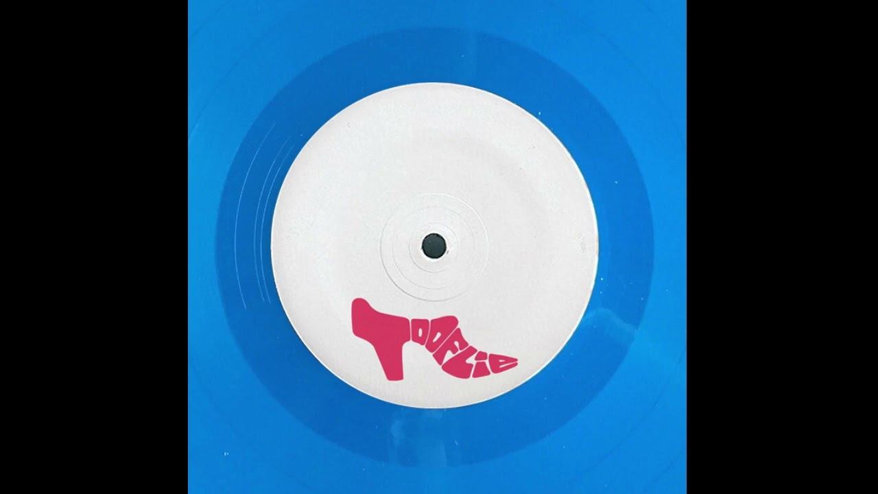 PREMIERE: Unknown Artist - KFE [Tooflie]