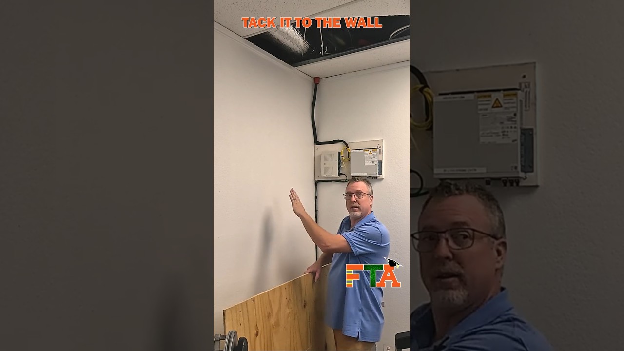 Надежная установка сетевой платы: найдите стойки с помощью магнитного детектора стоек и закрепите...