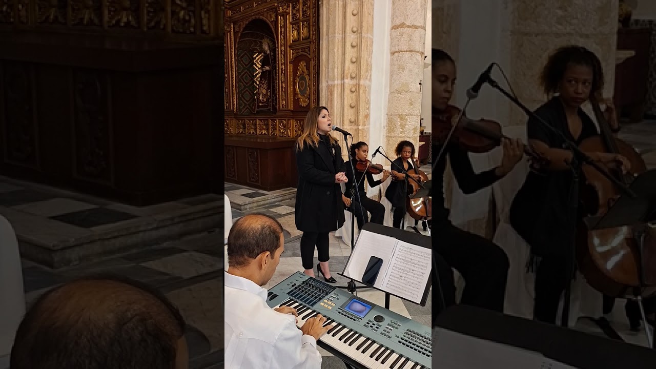 Santo Dios del universo - Michelle Ubiñas junto a Grupo InArt