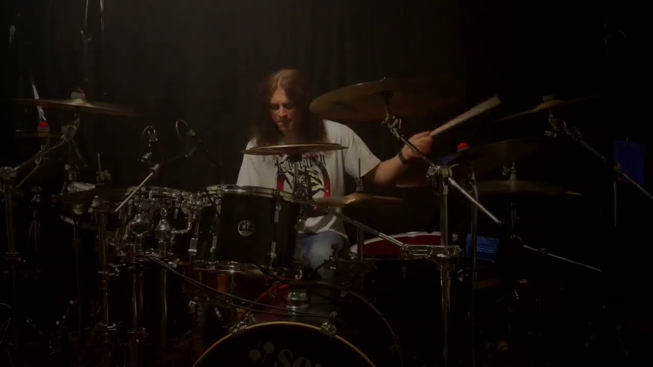 Vanden Plas - Point Of Know Return (Kansas Cover) drum interpretation