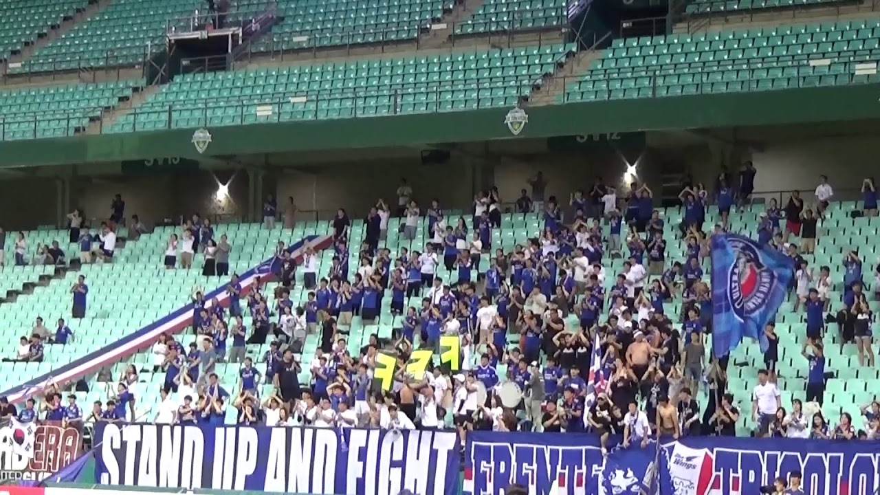 [08/29] 전북 vs 수원 프렌테 트리콜로 서포팅 13 : 한의권 득점 이후, 매수송