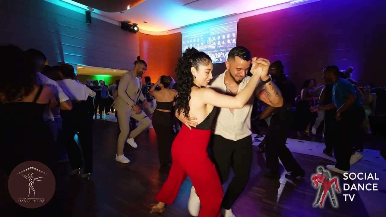 Ernesto & Luisa - Social dancing | Live 2 Mambo Budapest January 30 - February 10 2025
