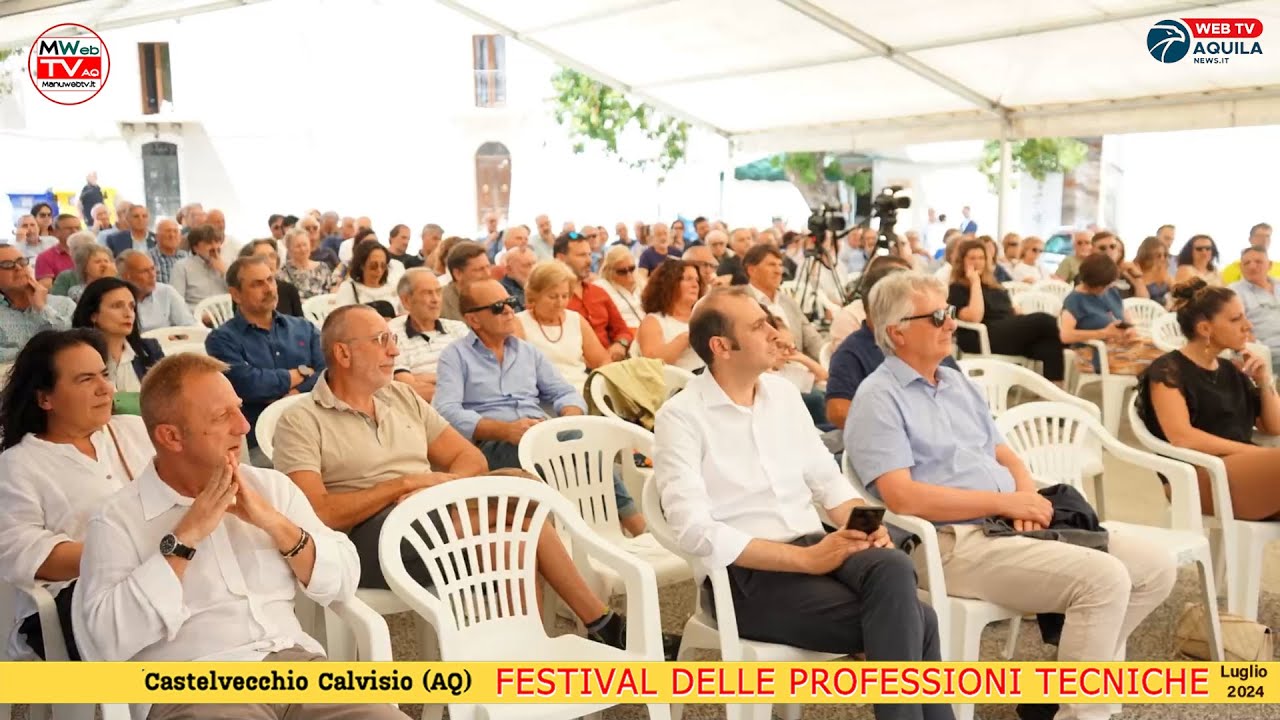 MANUWEBTV.IT : Reportage Fotografico  Festival delle Professioni Tecniche A Castelvecchio Calvisio