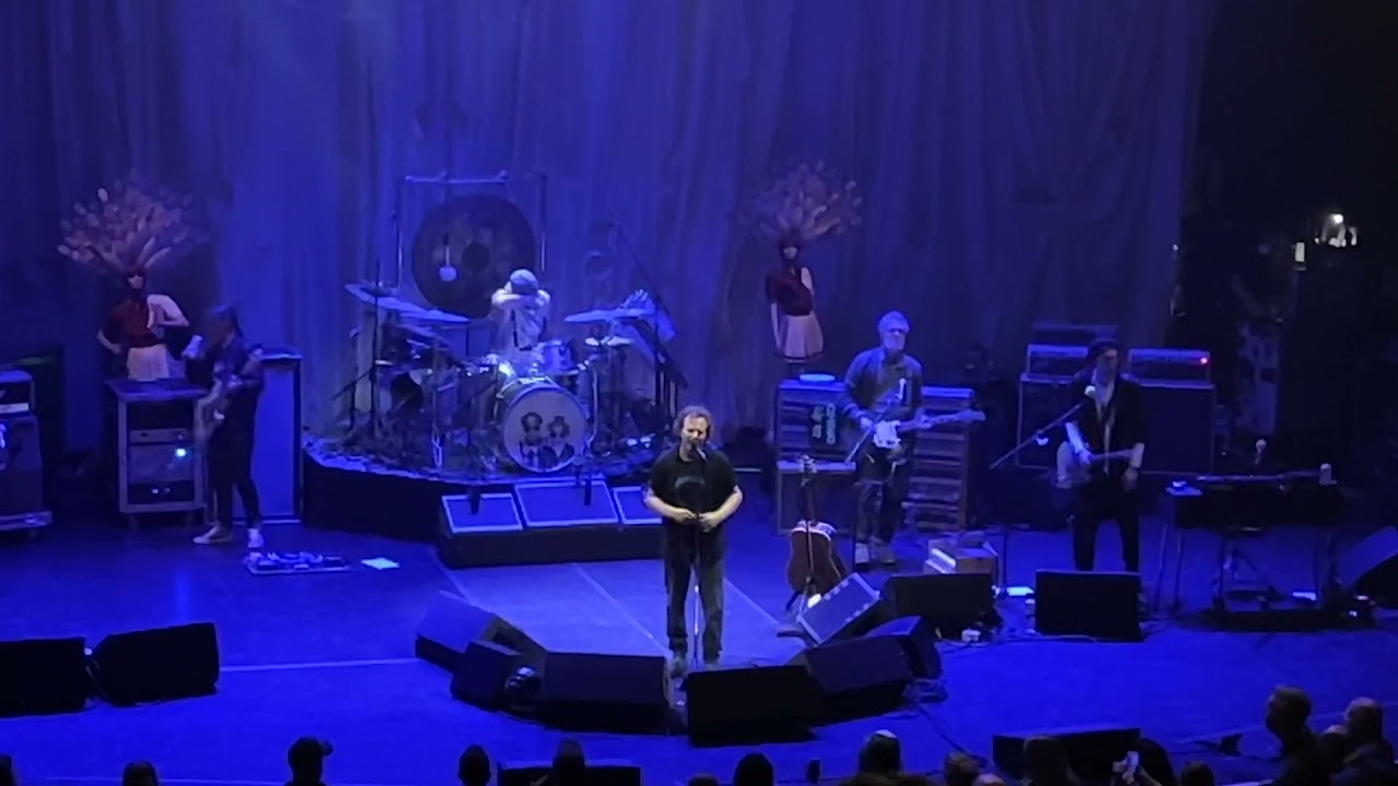 Eddie Vedder & The Earthlings -  Precious  ( Pretenders Cover) @ Beacon Theater NYC 2-3-2022