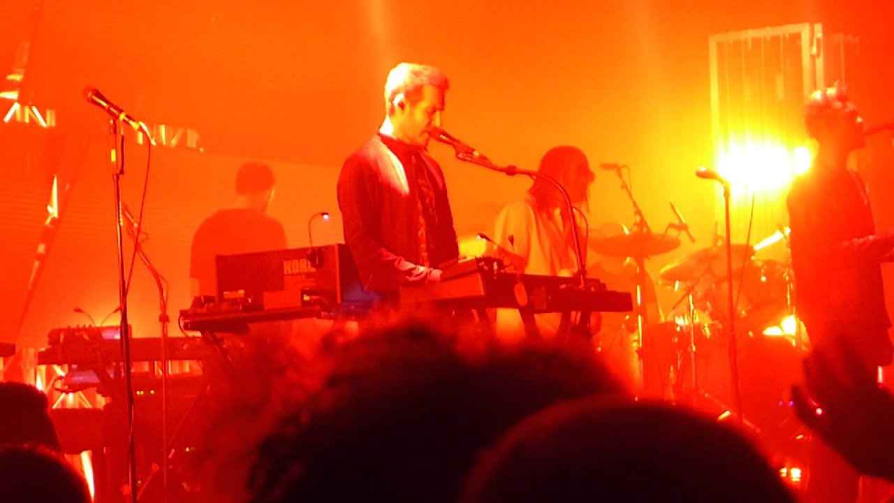 Massive Attack: Splitting the Atom (20.02.2016 Vienna)