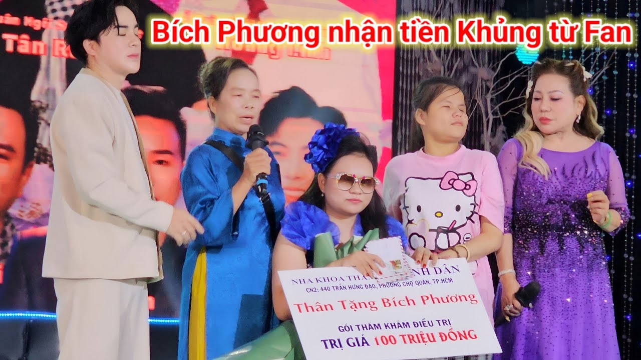 Bích Phương cùng Mẹ và con gái 