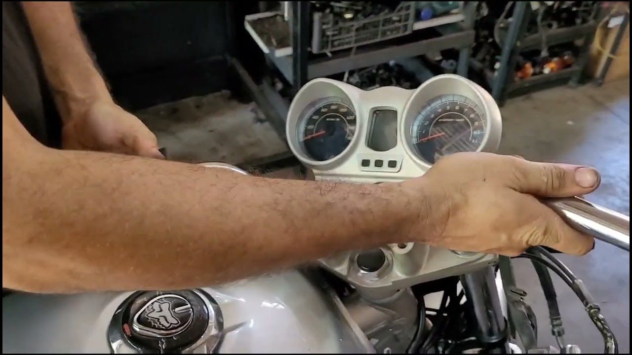 COMO TROCAR GUIDÃO DE MOTO!!