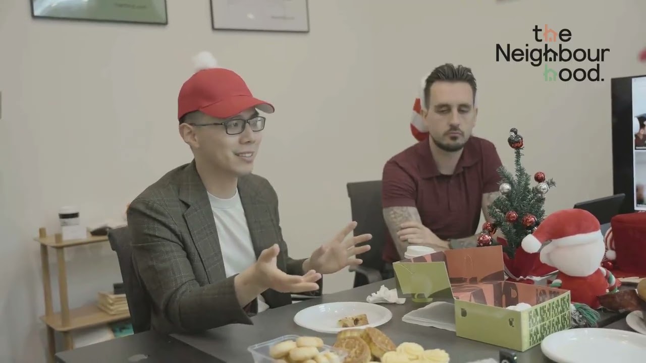 Christmas 2025 at The Neighbourhood (Vlog)