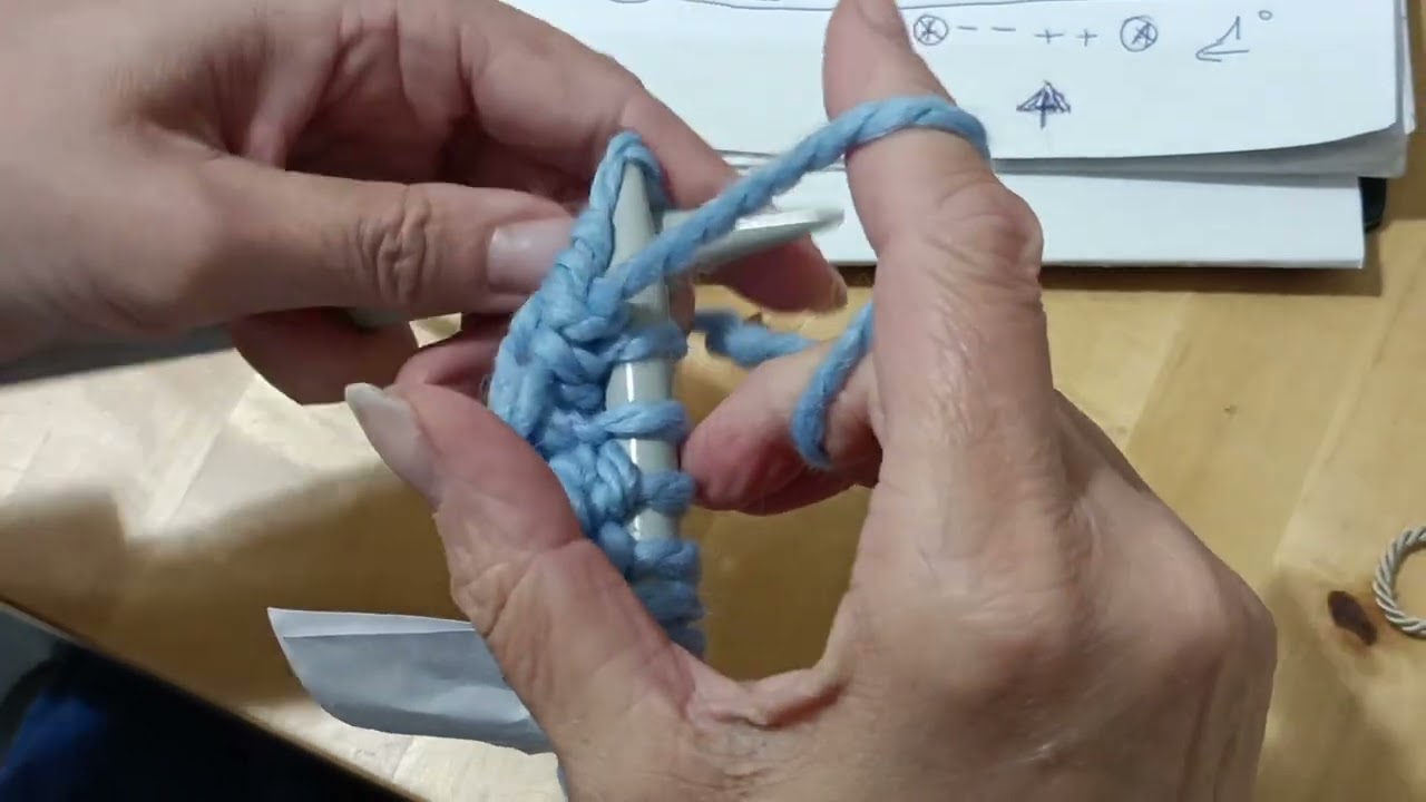 TUTORIAL: Facciamo una SCIARPA INSIEME a coste diagonali 🎁🎄