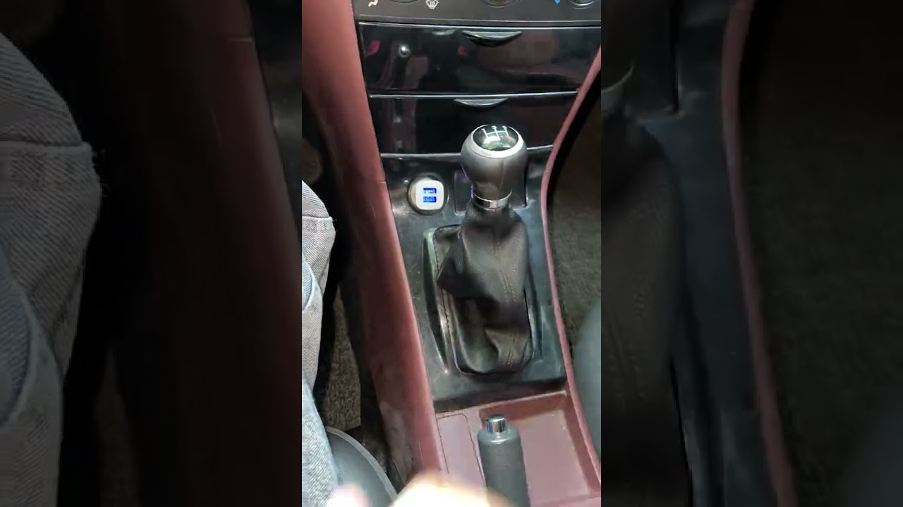 How to start a manual transmission car?#car