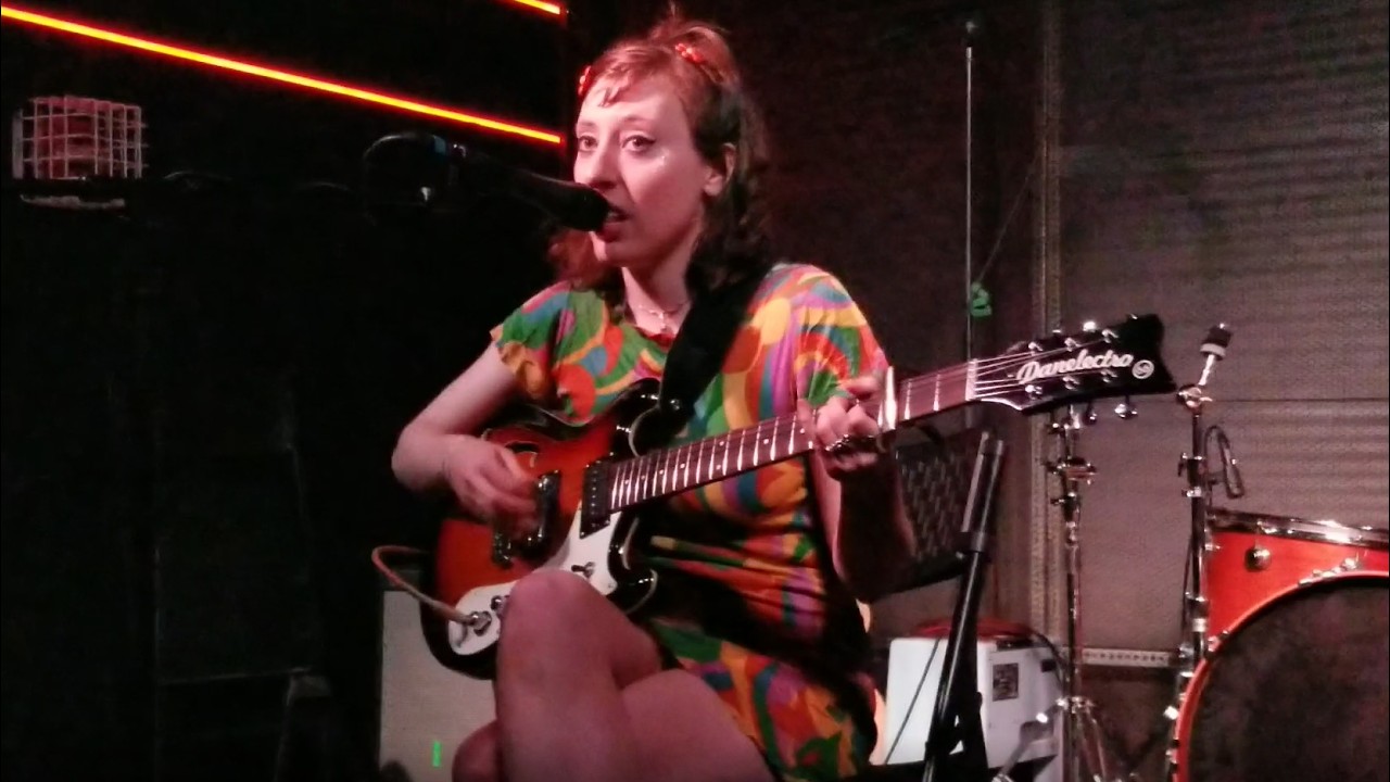Talulah Paisley live at Elsewhere (Zone One) - Penny (solo) (Live)