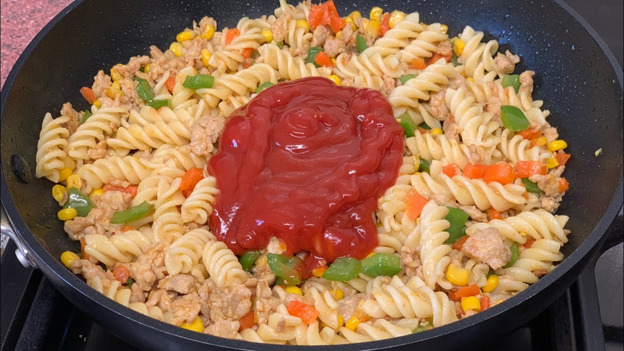DELICOUS TOMATO KETCHUP PASTA ~ MOM&rsquo;S CUISINE