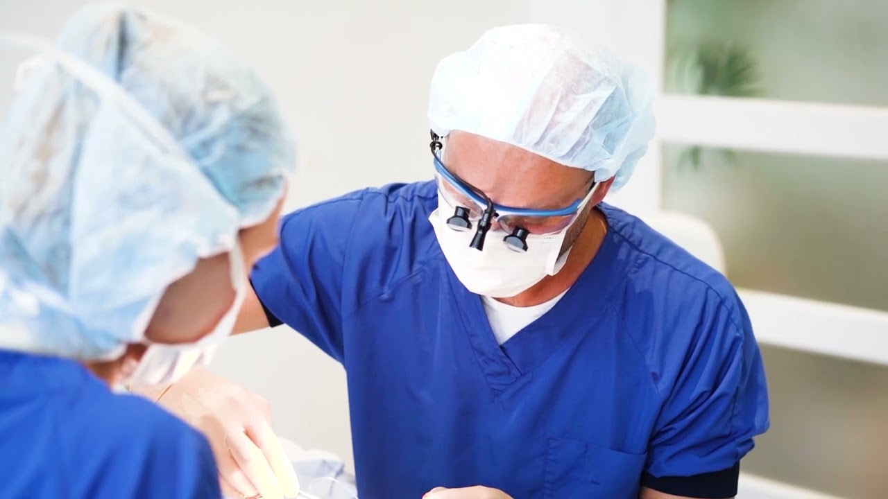 Eyelift - Dé specialist op het gebied van ooglidcorrecties