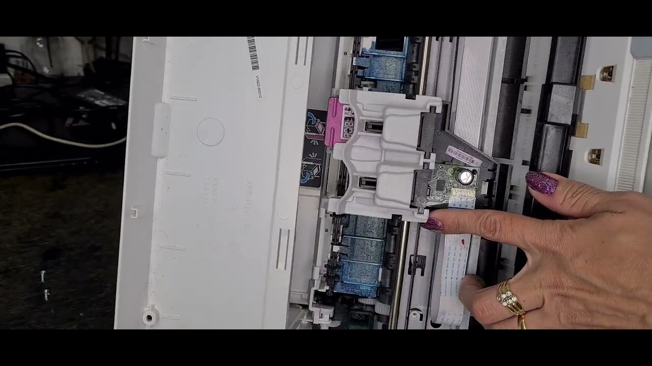 Como desmontar HP.Deskjet Ink Advantage 2676