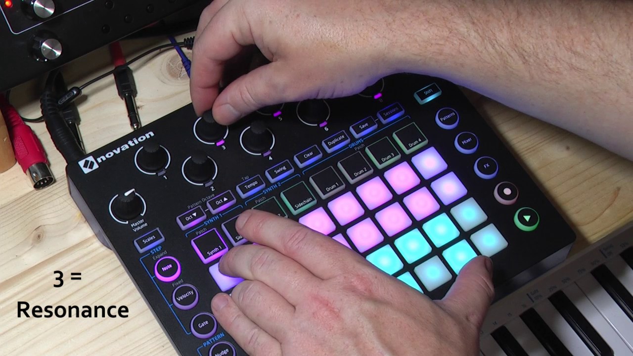 Novation Circuit 303 Bass + Supersaw Bandpass Lead Patches Demo