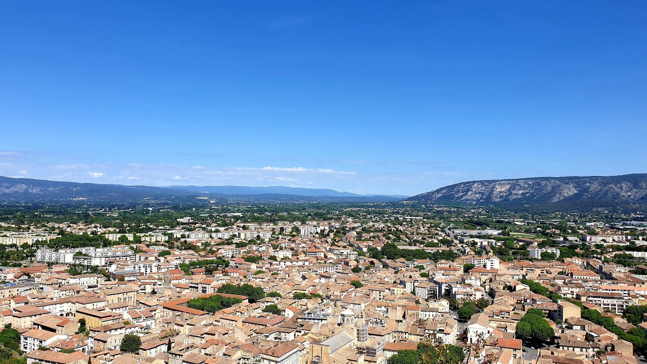 Region of Provence-Alpes-C&ocirc;te d'Azur , les distances de la Cavaillon illustr&eacute; . France