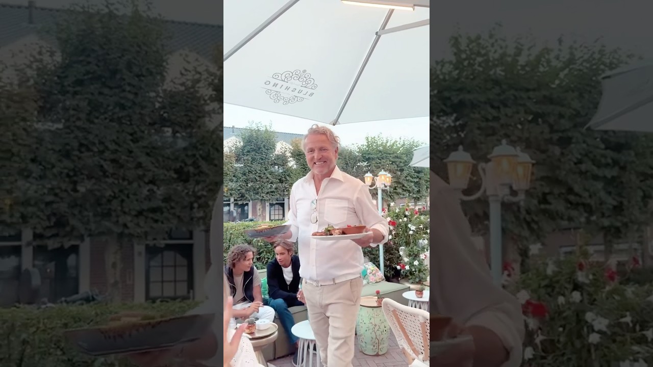 Gordon helemaal blij met zijn nieuwe restaurant Blushing Blaricum 🥂