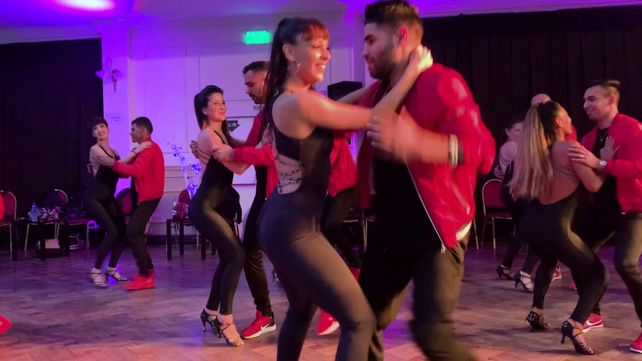 Marco & Sara Bachata Team ARGENTINA 2019 / La guerra - Aventura