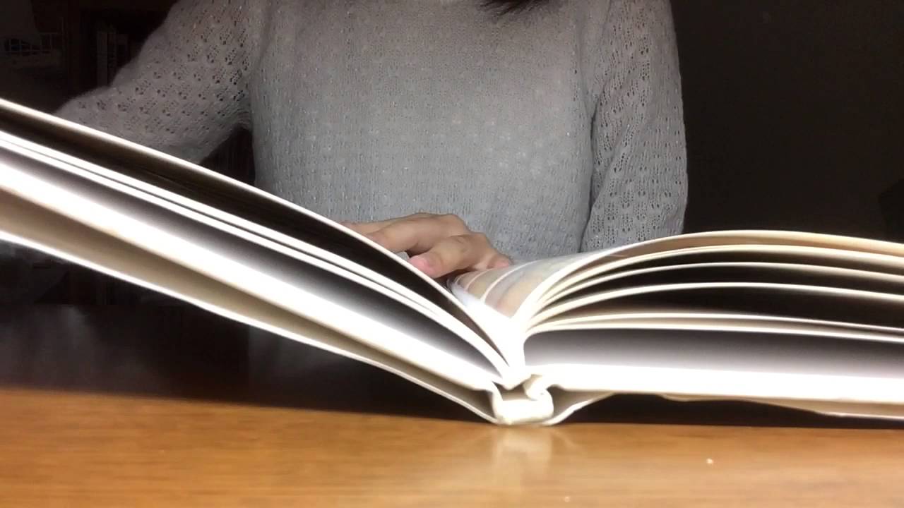 【ASMR】絵本をさわる