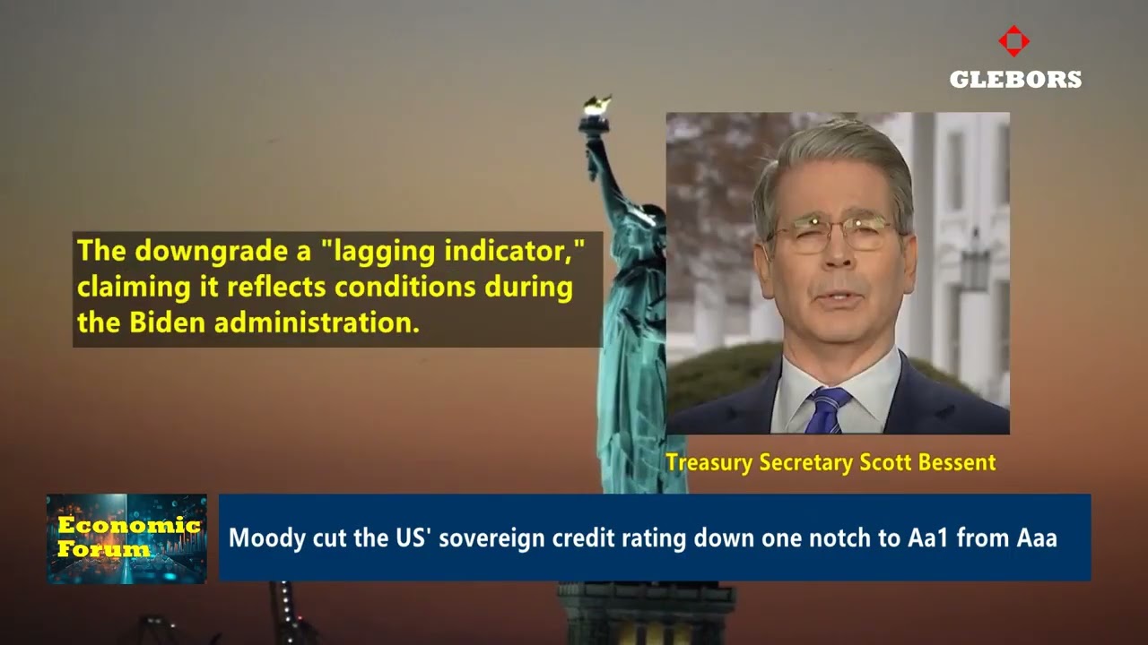 Moody cuts U S &prime; credit rating