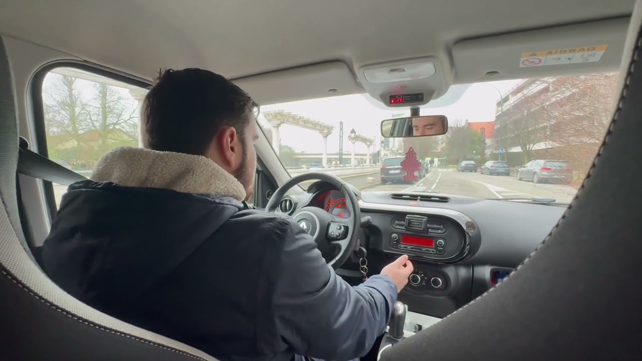 Présentation et essaie de cette Renault Twingo 3 chez e-cars concept 🚀