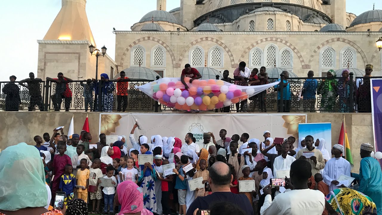 Eid ul fitr celebration in Ghana| Gift ideas and more | Eid vlog 2022 | #eidmubarak @humeeayisha3199