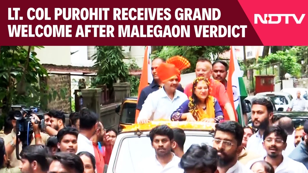 Malegaon Case | Lt. Col Prasad Purohit Receives Grand Welcome At Pune Home After Malegaon Verdict