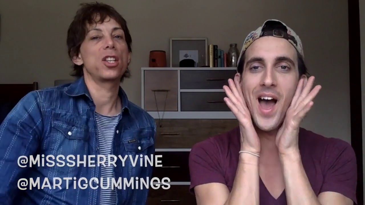 SHERRY VINE NYC DRAG QUEEN