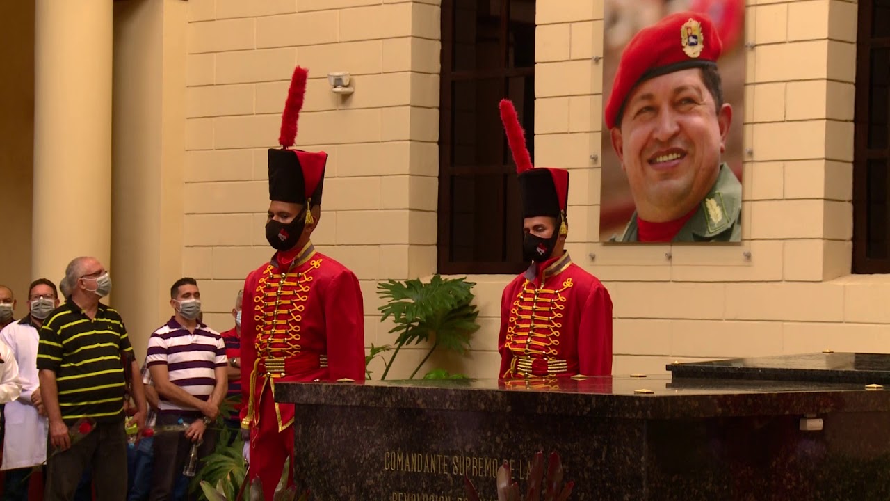 Cuartel de la monta&ntilde;a, homenaje eterno a Ch&aacute;vez tambi&eacute;n de manos cubanas