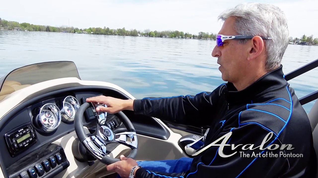 9) How to Drive a Pontoon in Rough Water | 2017 Avalon Luxury Pontoons