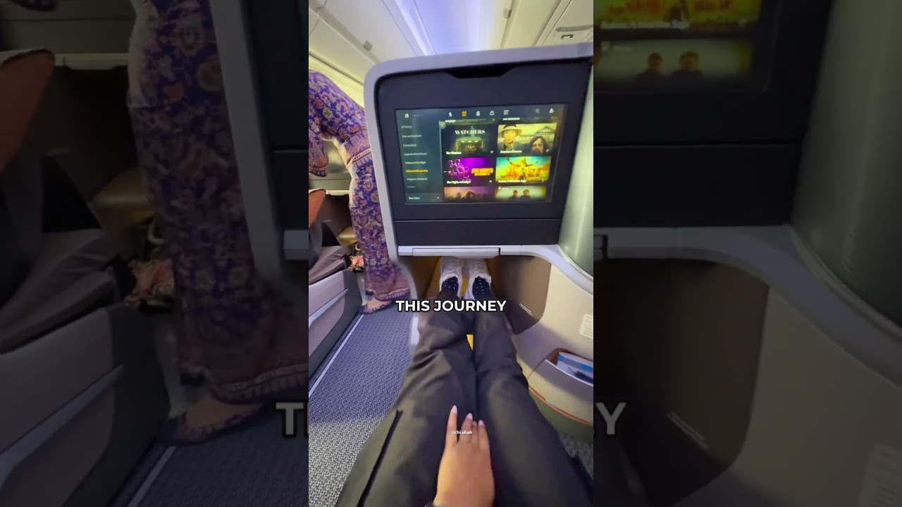 I got a Free Upgrade from Economy to Business Class in Worlds Best Airlines | Singapore Airlines