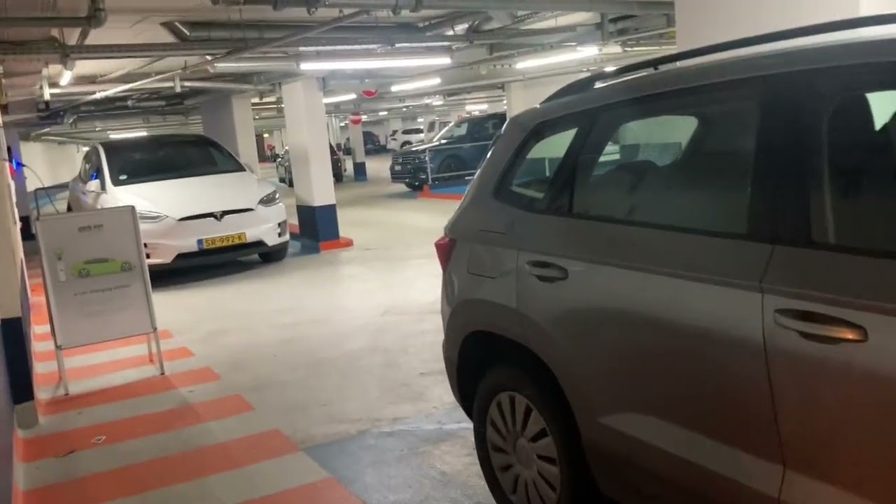 2009 KONE Aufzug in Park Inn Hotel in Stuttgart Hauptstätter Straße 147