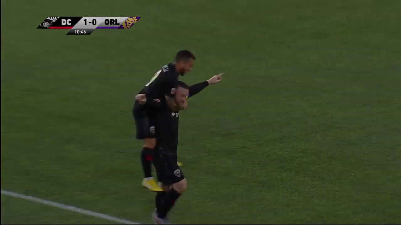 Wayne Rooney GOAL from Beyond Midfield!
