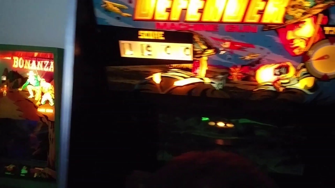 Defender Machine Gun (by Chicago Coin) - coin op arcade game from 1971