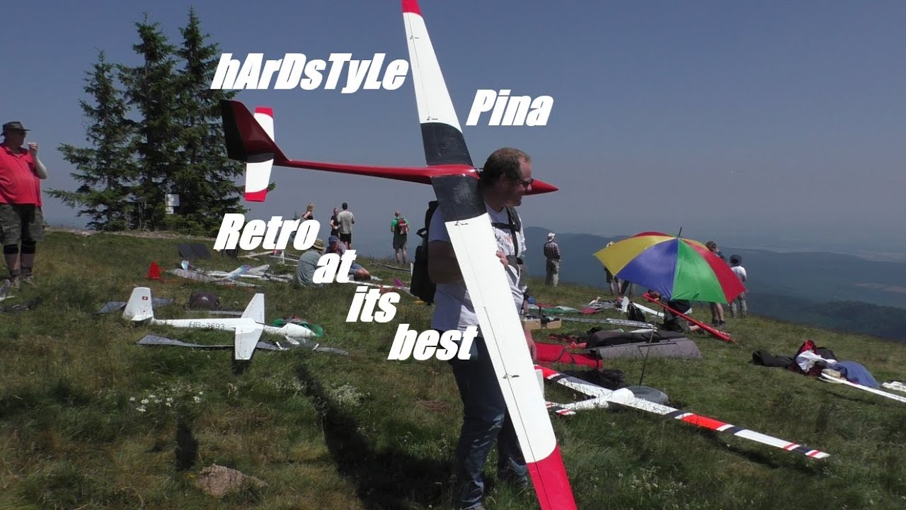 Christian is flying his retro Alpina, hArdstyLePINA at Petit Ballon