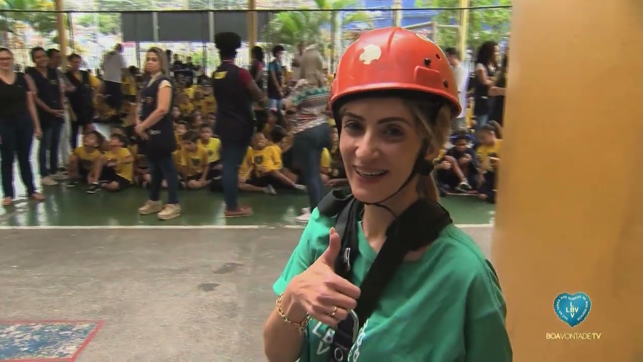 Simulação para prevenção de incêndio na escola da LBV, no Rio de Janeiro/RJ